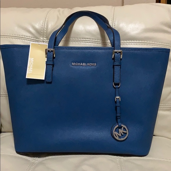 MICHAEL Michael Kors Handbags - Michael Kors Jet Set Travel Tote